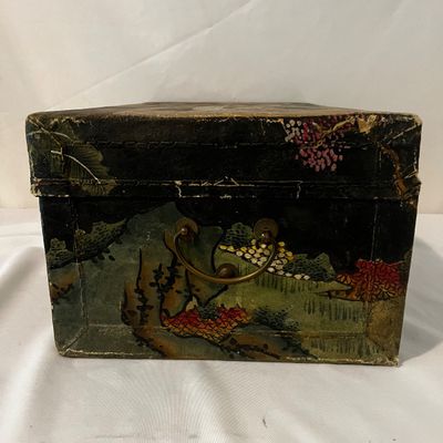 Hand Painted Asian Trunk & Parasol (K-KA)