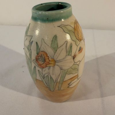 Davila Brodsky Signed Pottery Vase (G-BC)