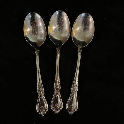 Oneida Bourbon & Kennet Square Stainless Flatware (K-KA)