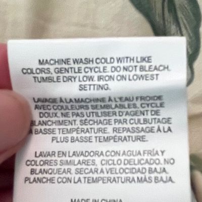 Bloomingdale’s, Williamsburg and More Queen Bedding (GB-BC)