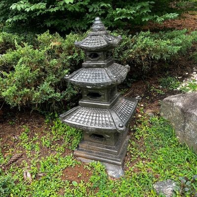Black Concrete Pagoda Garden Statue (BP-KA)