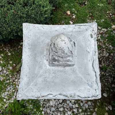 Large Concrete Pagoda Lantern (FY-KA)
