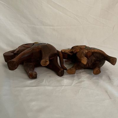 Menagerie of Elephants (D-KA)