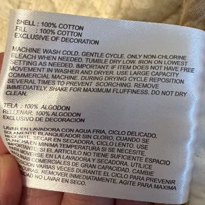 Matelassé and Quilted Bedding (BR2-BC)