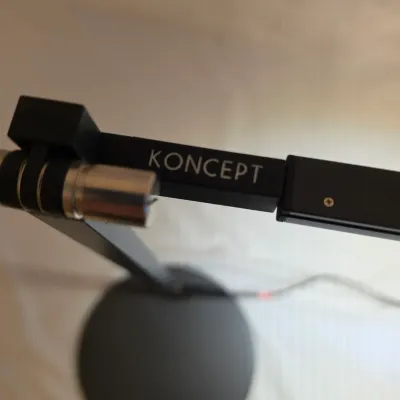 Koncept LED Table Lamp w/Adapter (LR-JS)