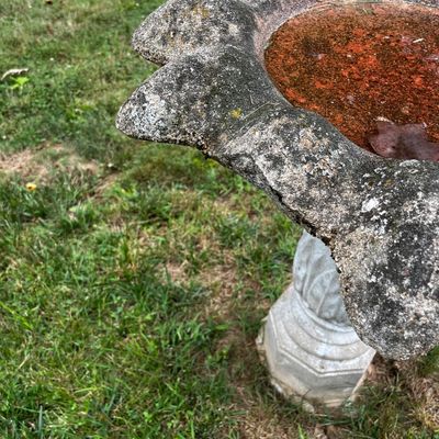 Traditional Concrete Bird Bath (BP-KA)