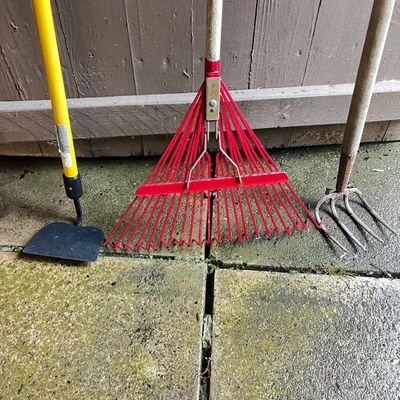 All Season Lawn & Garden Tools (S-KA)