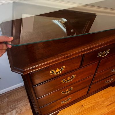 Kincaid Queen Anne Style Dresser (BR1-KA)