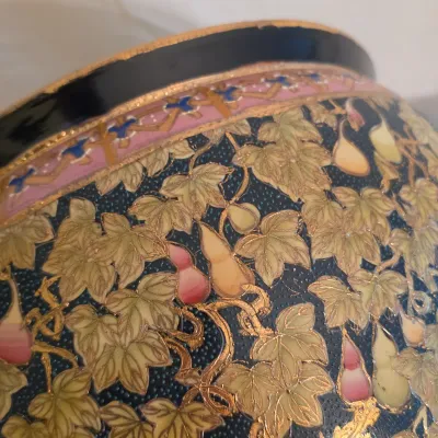 Large Cache Pot w/ Floral & Koi Fish Design and Stand (E-JS)