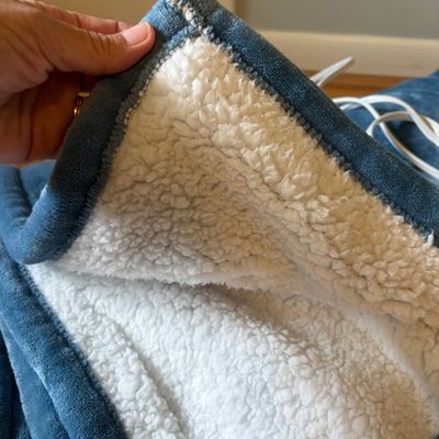 Bedsure Heated Throw, Contour Knee Pillow and More (BR1-BC)