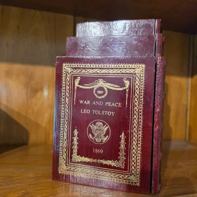 Assortment of Faux Books & Storage Boxes (D-JS)