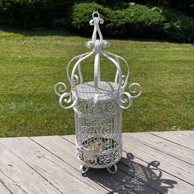White Wrought Iron Birdcage (BP-KA)
