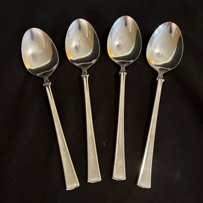 Mikasa Verona Stainless Flatware (K-KA)