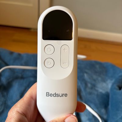 Bedsure Heated Throw, Contour Knee Pillow and More (BR1-BC)