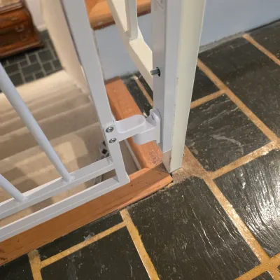 Two Stairway Safety Gates (E-JS)