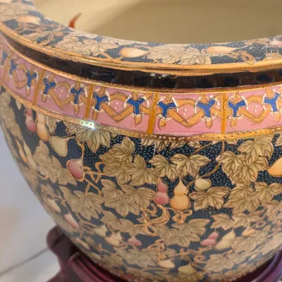 Large Cache Pot w/ Floral & Koi Fish Design and Stand (E-JS)