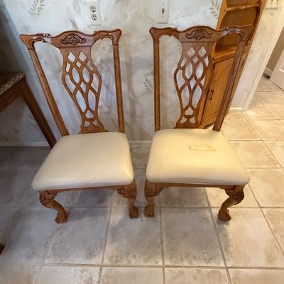 Four Chippendale Style Chairs with Claw Feet (K-BC)