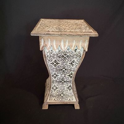 Rustic Garden-Style Decor (D-SF)
