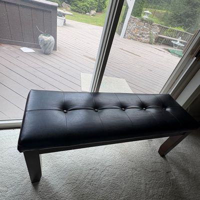 Black Tufted Bench (MBB-SF)