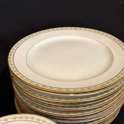 GDA Limoges Ivy Leaf Porcelain Pieces (D-SF)