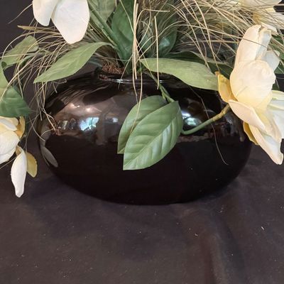 Haegar Ceramic Vase & Assorted Artificial Floral Arrangements (D-SS)