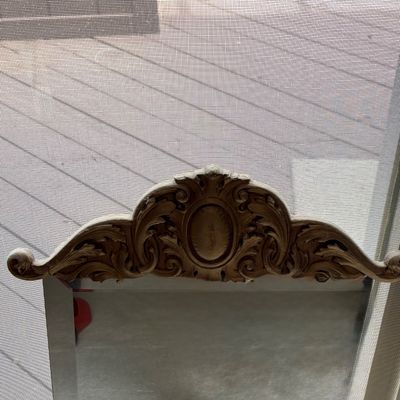 Baroque Style Gold-Framed Wall Mirror (MBB-SF)