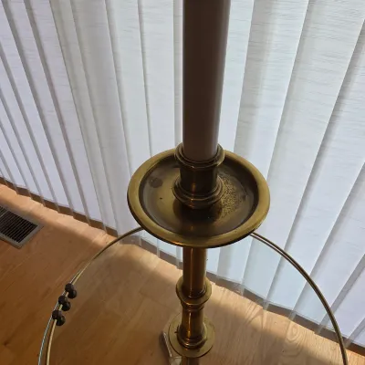 Brass Floor Lamp w/Glass Table Piece (LR-JS)
