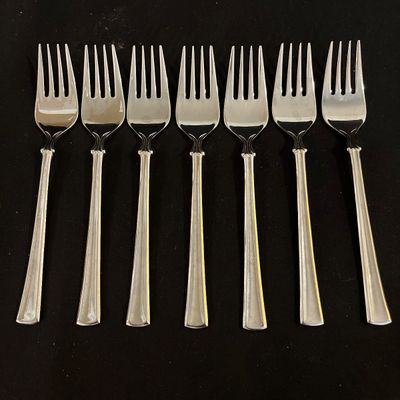 Mikasa Verona Stainless Flatware (K-KA)