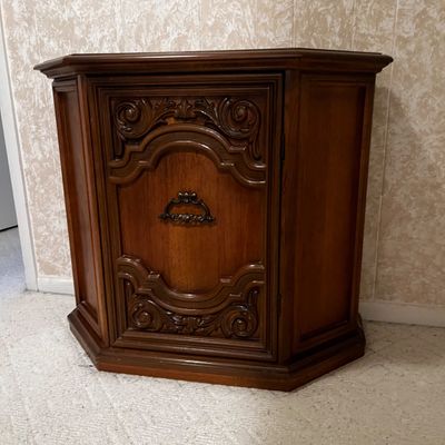 Vintage Half Octagon Sideboard (BL-KA)