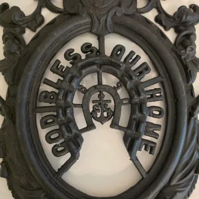 Cast Iron Door Blessing (LR-JS)