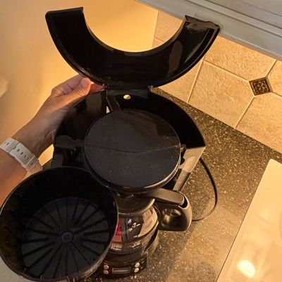 Bella Single Serve Coffee Maker, Cuisinart Toaster & More Small Appliances (K-BC)