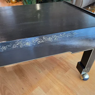 Decorated Black Rolling Table (D-JS)