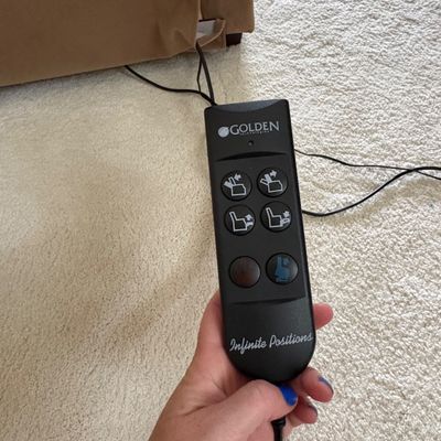 Golden Technologies Cloud Power Lift Recliner (MBB-SF)
