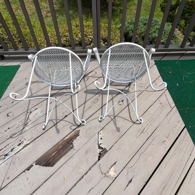 Wrought Iron Table and Chairs (DK-BC)