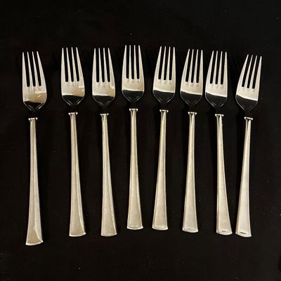 Mikasa Verona Stainless Flatware (K-KA)