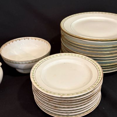 GDA Limoges Ivy Leaf Porcelain Pieces (D-SF)