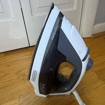 Black • Decker Steam Iron, Sterilite Laundry Totes and More (BR1-BC)
