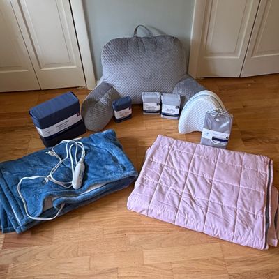 Bedsure Heated Throw, Contour Knee Pillow and More (BR1-BC)