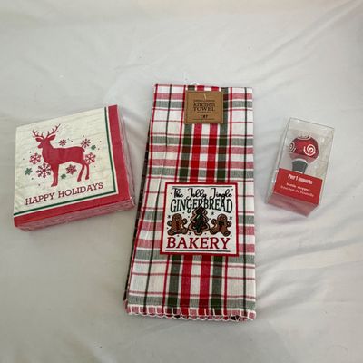 Crate and Barrel, World Market, Pier 1 and more Fun Christmas (K-BC)