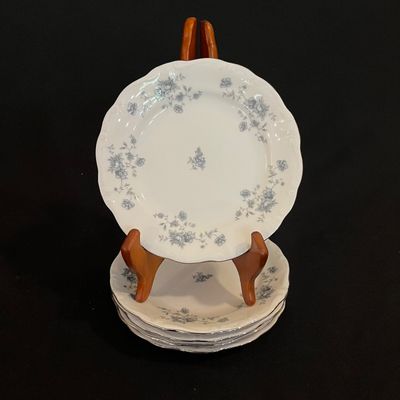 Johann Haviland 25+ Piece "Blue Garland" Set (K-KA)