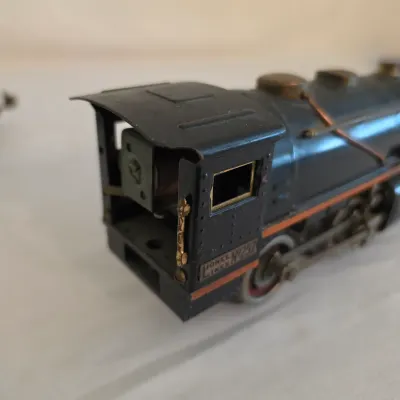 Lionel Lines No. 257 Pre-War Engine & Tender (LR-JS)
