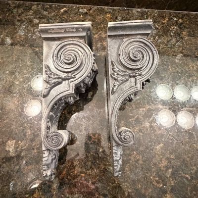 Plaster and Resin Pedestals (BR2-BC)