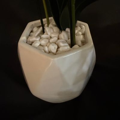 Haegar Ceramic Vase & Assorted Artificial Floral Arrangements (D-SS)