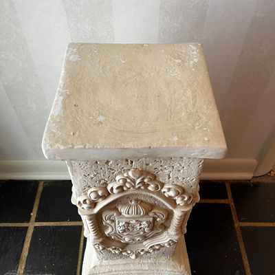 Plaster Column Pedestals (E-KA)