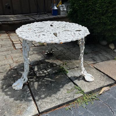 Cast Iron Grapevine Garden Chairs & Table Set (DG-KA)