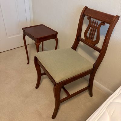 Duncan Phyfe Style Chair by Lexington and Bombay Side Table (BR2-BC)