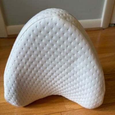 Bedsure Heated Throw, Contour Knee Pillow and More (BR1-BC)
