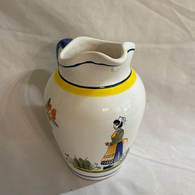 Henriot Quimper Traditional French Pottery (D-SF)
