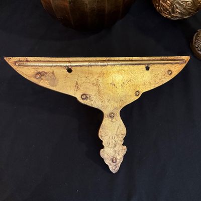 Gold-Toned Home Decor Lot (D-SS)