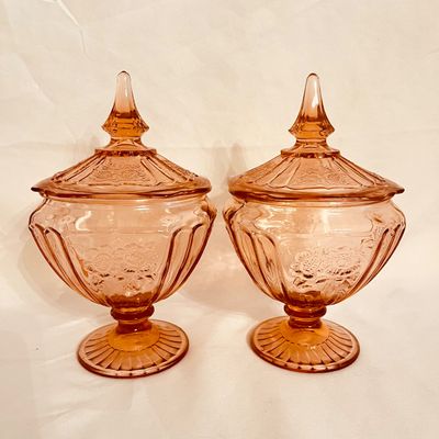 Empoli, Anchor Hocking & Jeannette Colored Glass Decor (K-KA)